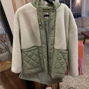Zara - Sherpa & Nylon coat